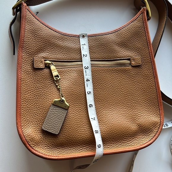 Coach Emery crossbody leather adjustable strap color “light saddle elm” - Picture 3 of 16
